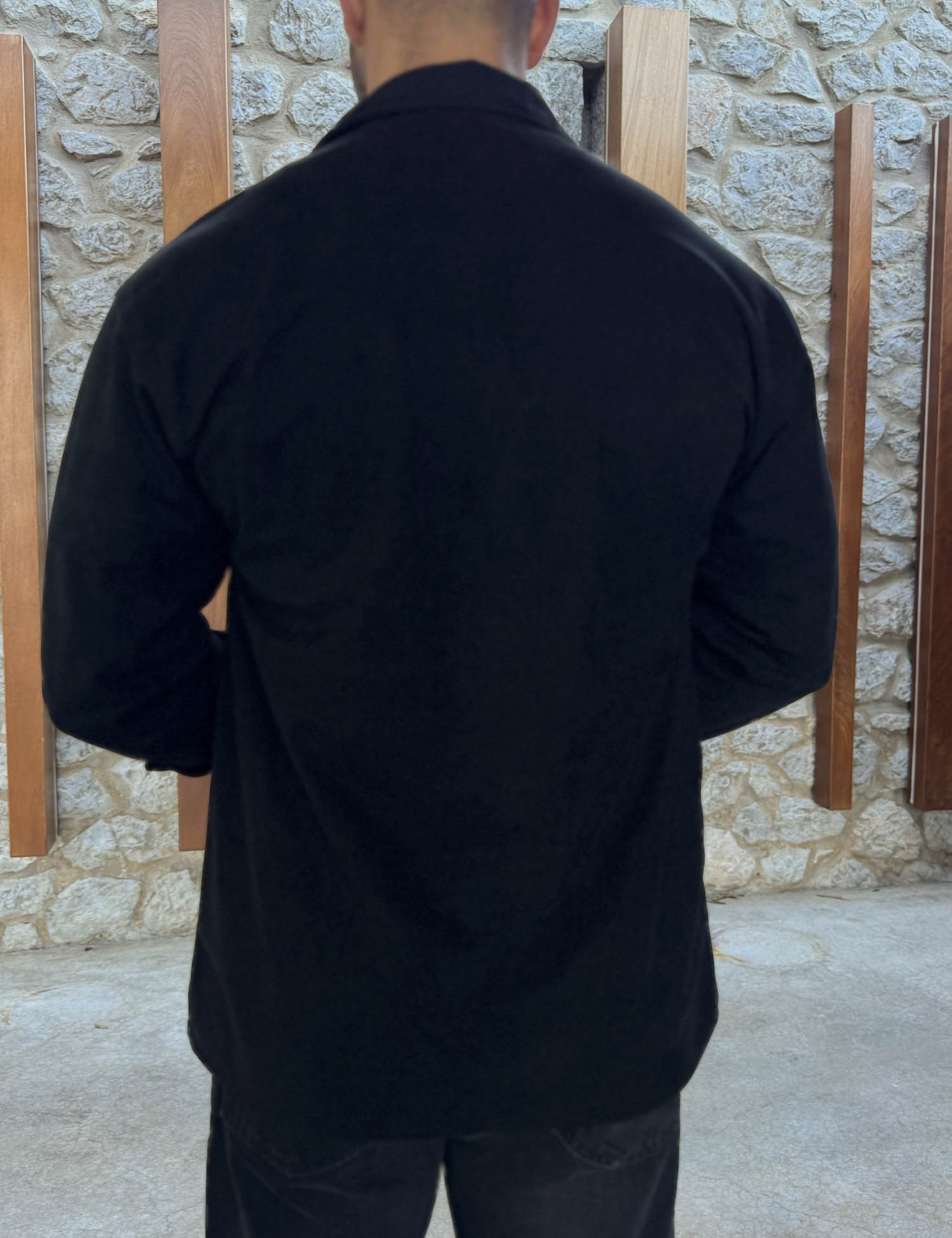 Ανδρικό μαύρο κοτλέ Overshirt με γιακά RMZ470M φωτογραφία